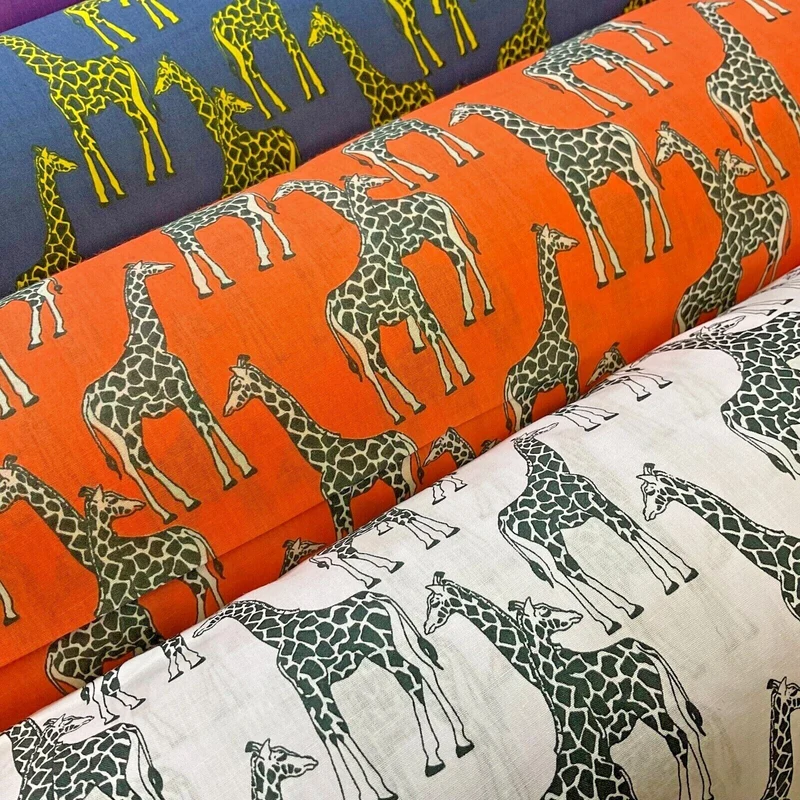 Giraffe Animal Print Poly Cotton Fabric 110cm Wide M1706
