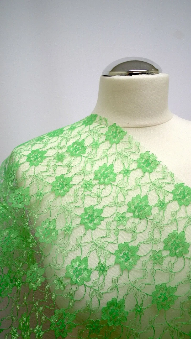 Floral Lace Net Fabric (Per Metre) Midtex 45" Wide M184