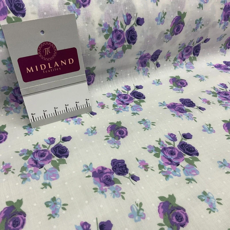 Vintage Floral Roses printed Poly cotton fabric 110cm Wide M1704