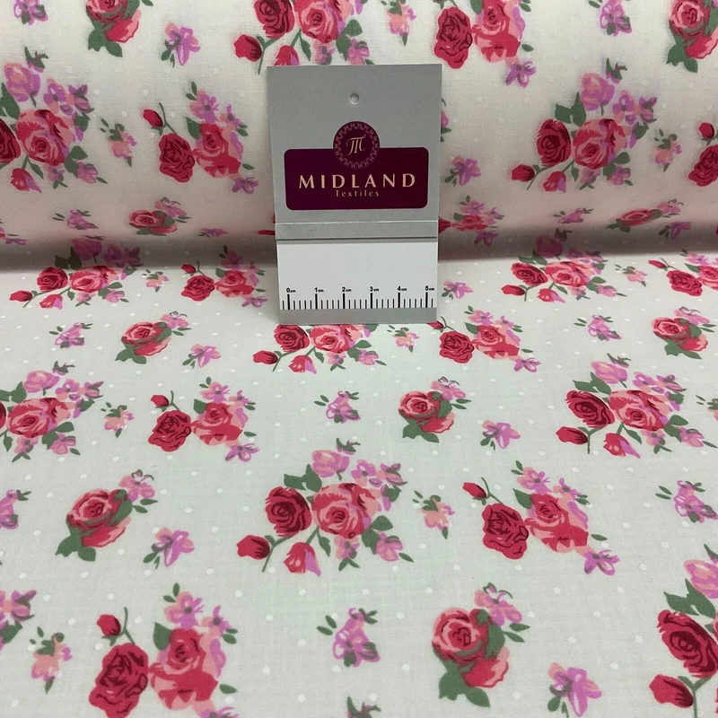 Vintage Floral Roses printed Poly cotton fabric 110cm Wide M1704