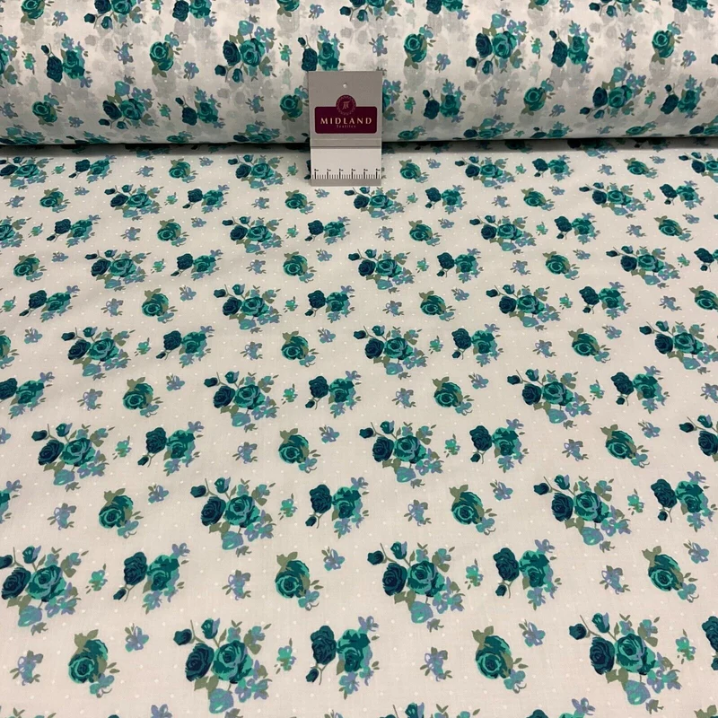 Vintage Floral Roses printed Poly cotton fabric 110cm Wide M1704