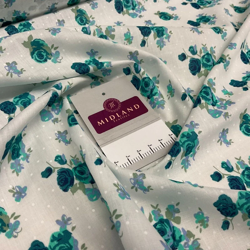 Vintage Floral Roses printed Poly cotton fabric 110cm Wide M1704