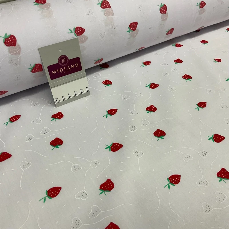 White Strawberry Strawberries Fruit Poly cotton printed fabric 110cm wide M1700