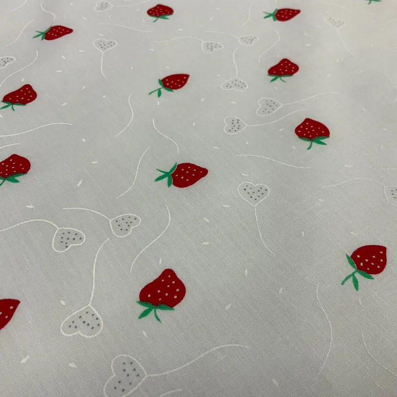 White Strawberry Strawberries Fruit Poly cotton printed fabric 110cm wide M1700