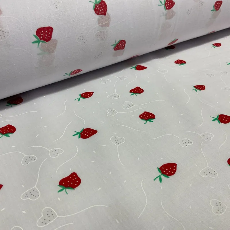 White Strawberry Strawberries Fruit Poly cotton printed fabric 110cm wide M1700