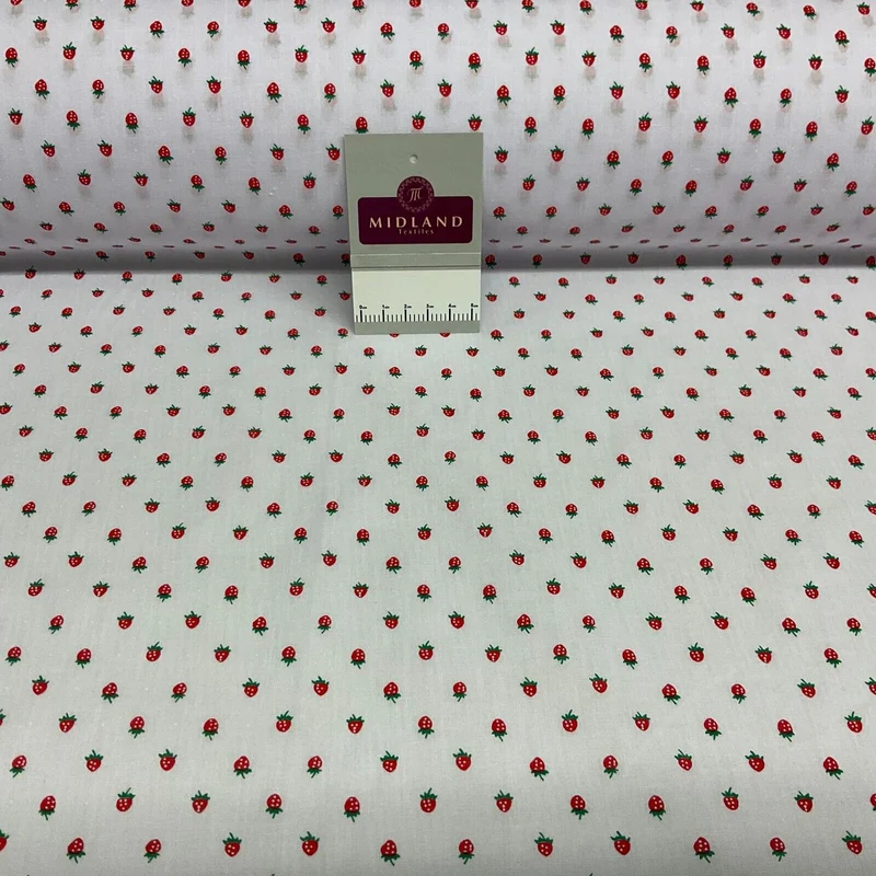 White Strawberry Strawberries Fruit Poly cotton printed fabric 110cm wide M1700