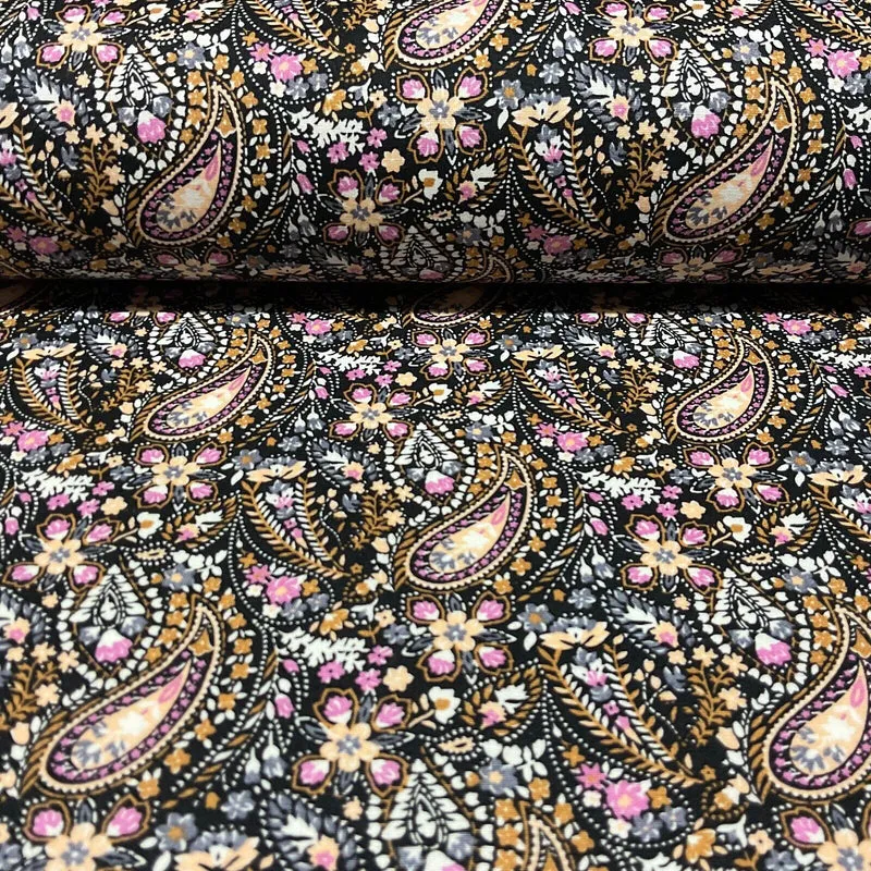 Vintage Paisley 100% cotton Poplin printed dress craft fabric 112cm wide M1744