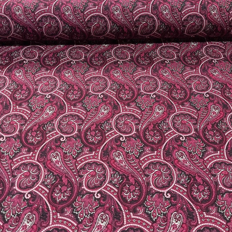 Vintage Paisley 100% cotton poplin printed dress craft fabric 112cm wide M1745
