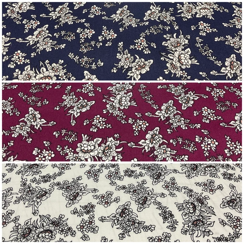 Small Vintage Floral 100% cotton printed dress craft fabric 150cm wide M1739