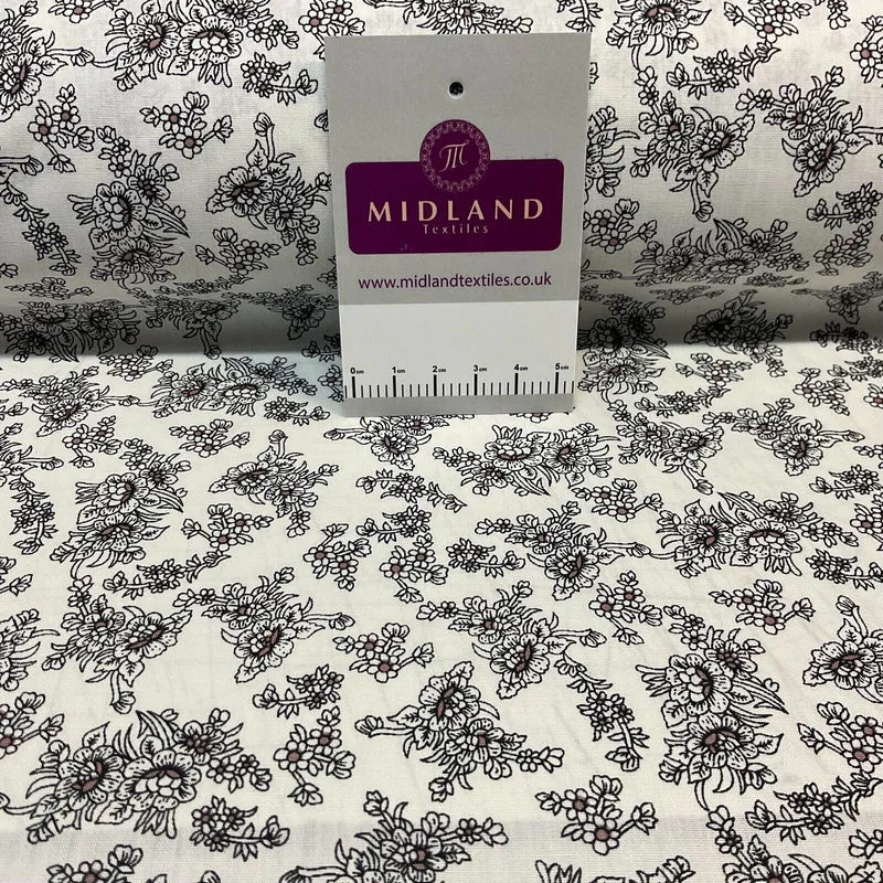 Small Vintage Floral 100% cotton printed dress craft fabric 150cm wide M1739