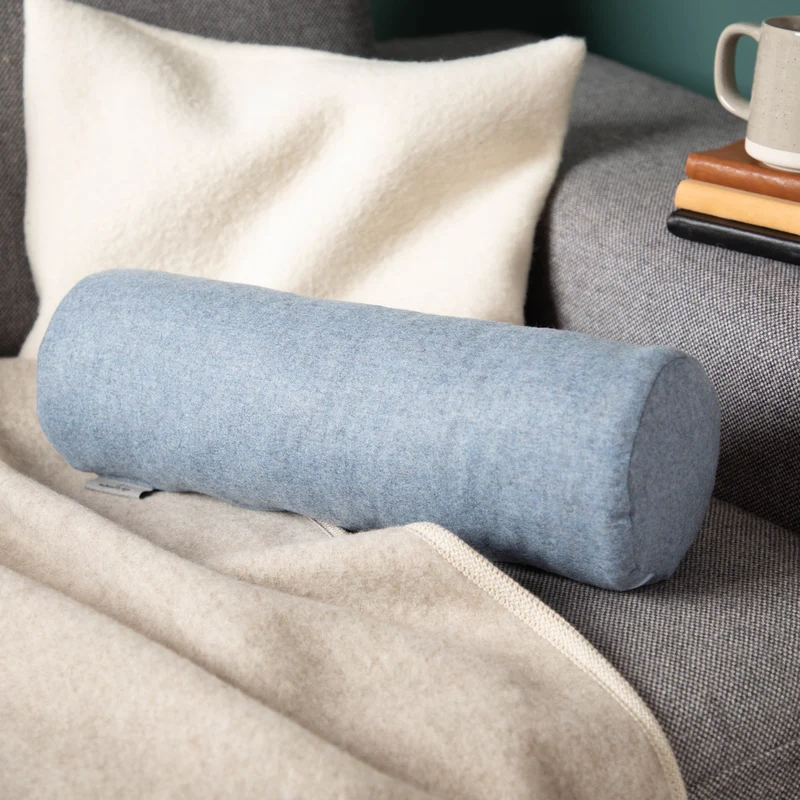 Nackenrolle aus Merino-Feinloden | Naturfüllung