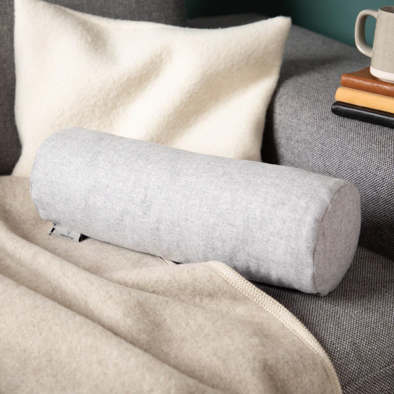 Nackenrolle aus Merino-Feinloden | Naturfüllung