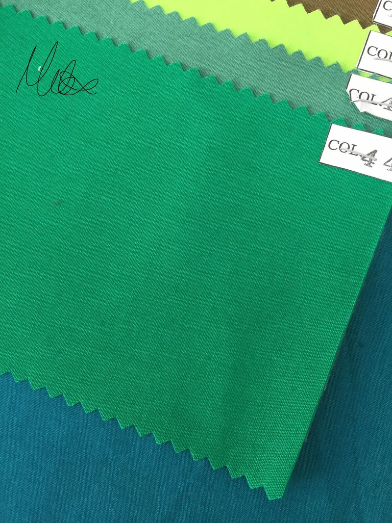 100% Cotton Poplin Fabric - Plain Dress & Craft Weight - 45" Wide - M22