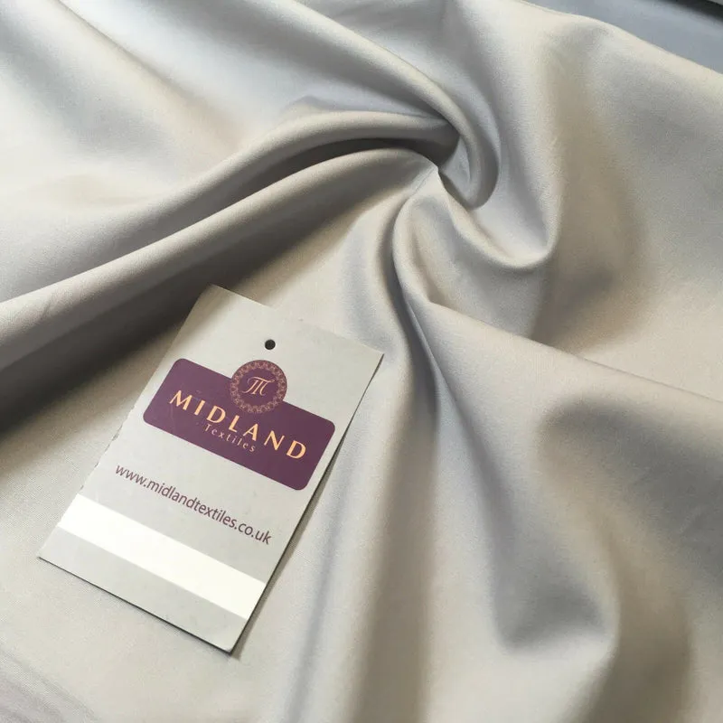 100% Cotton Poplin Fabric - Plain Dress & Craft Weight - 45" Wide - M22