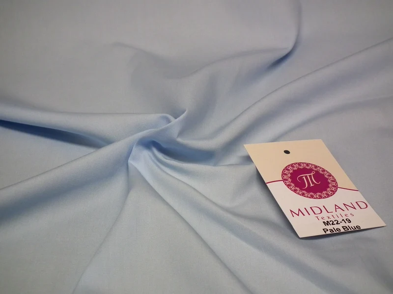100% Cotton Poplin Fabric - Plain Dress & Craft Weight - 45" Wide - M22