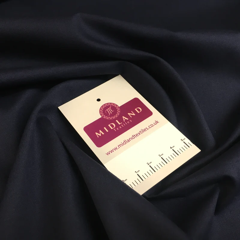 100% Cotton Poplin Fabric - Plain Dress & Craft Weight - 45" Wide - M22