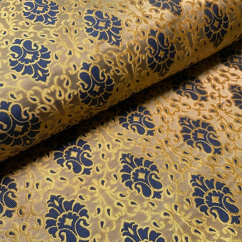 Ornamental Damask Brocade Wedding Banarsi Fabric 130 cm wide M1565