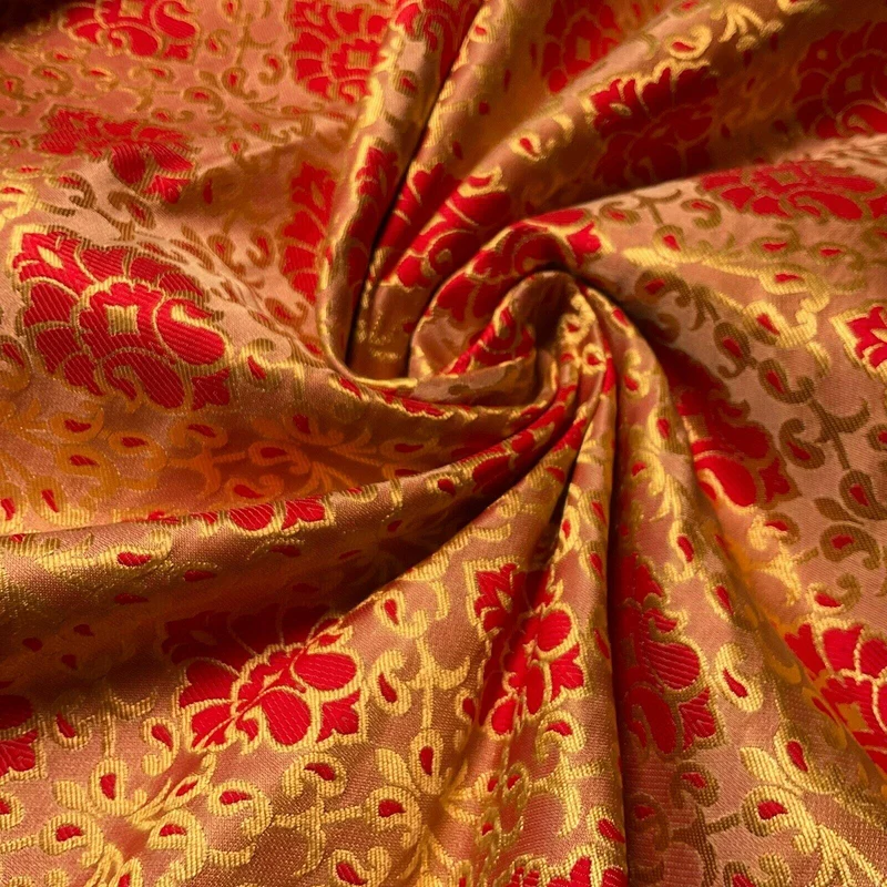 Ornamental Damask Brocade Wedding Banarsi Fabric 130 cm wide M1565
