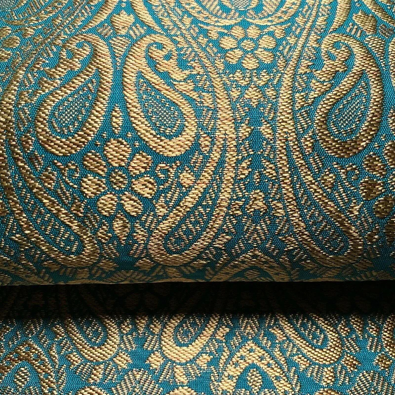 Double Paisley Brocade Wedding Banarsi Fabric 147 cm M1566