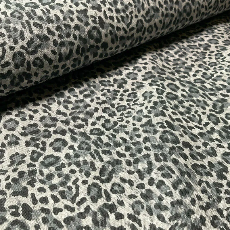Digital Printed Various Designs 100% Cotton crafting Fabric 160cm M1581
