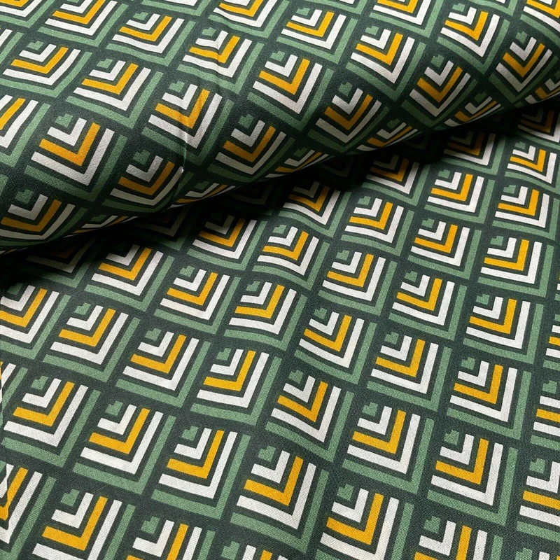 Digital Printed Various Designs 100% Cotton crafting Fabric 160cm M1581