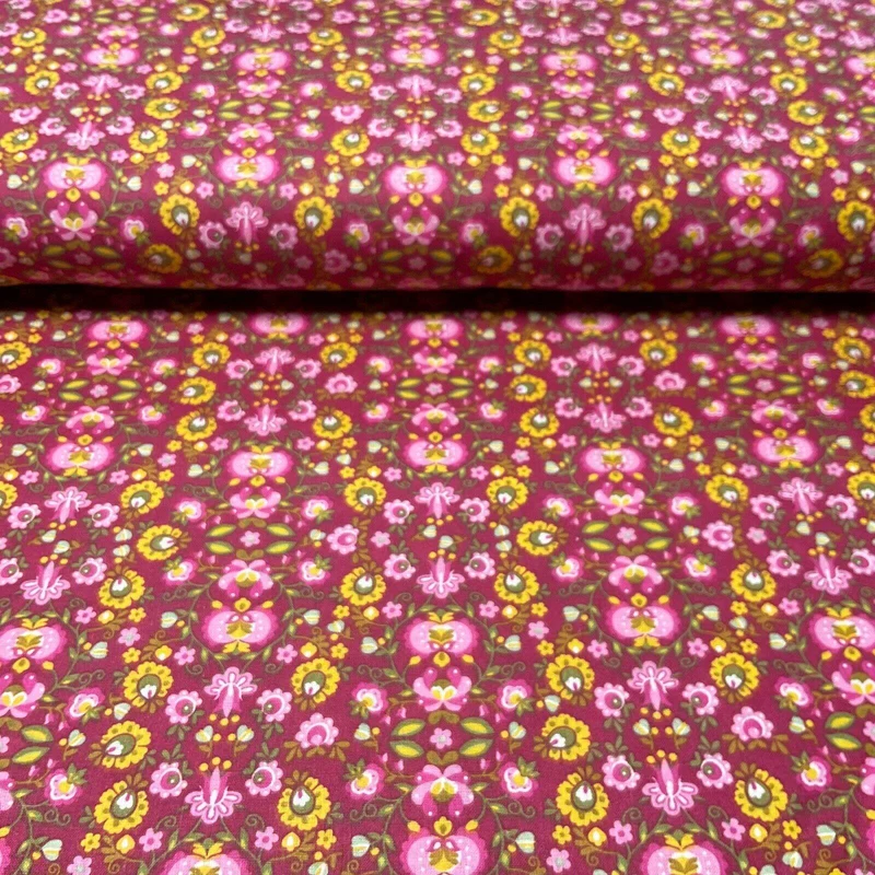 Digital Printed Various Designs 100% Cotton crafting Fabric 160cm M1581