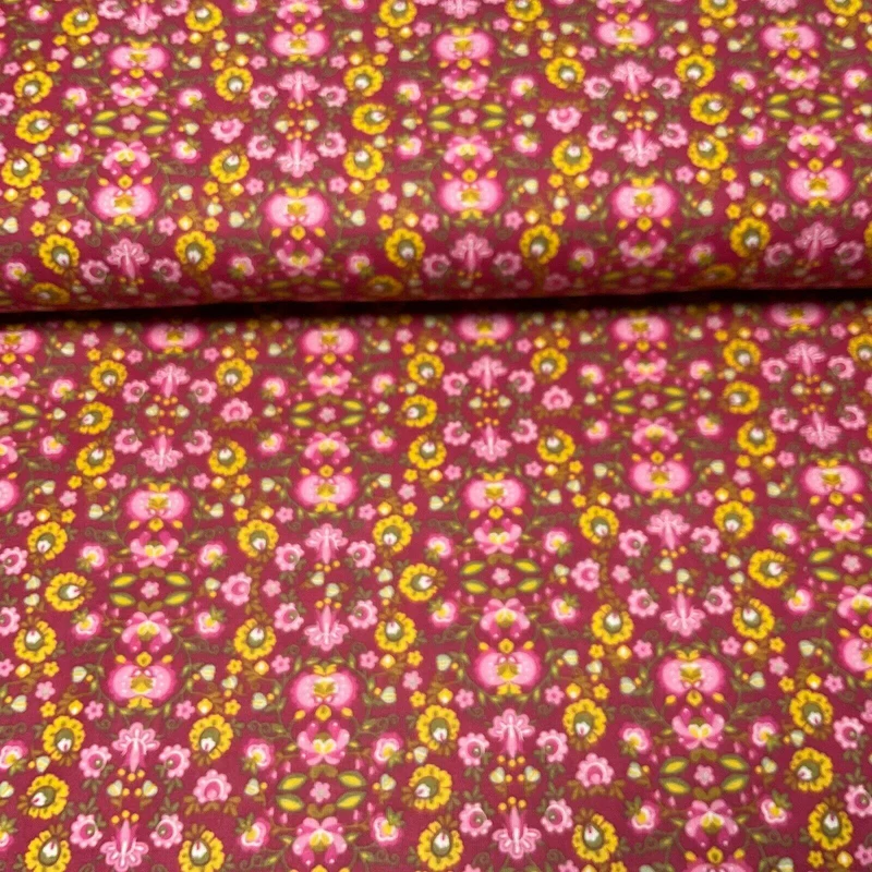 Digital Printed Various Designs 100% Cotton crafting Fabric 160cm M1581