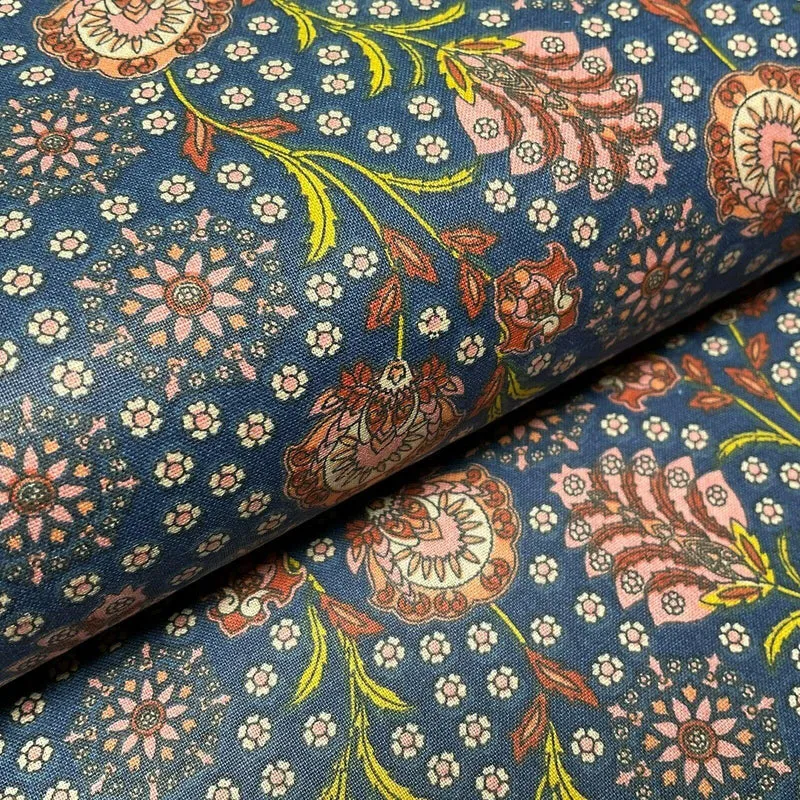 Digital Printed Various Designs 100% Cotton crafting Fabric 160cm M1581