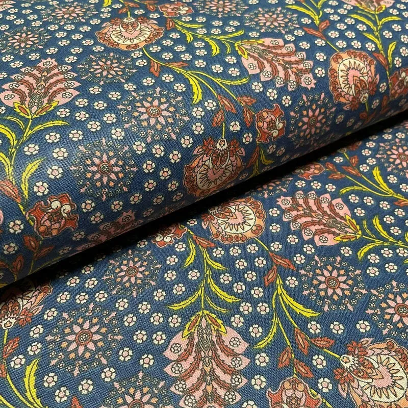 Digital Printed Various Designs 100% Cotton crafting Fabric 160cm M1581