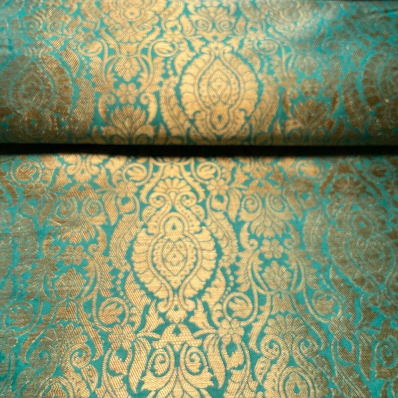 Ornamental Damask Brocade Wedding Banarsi Fabric 147 cm wide M1567