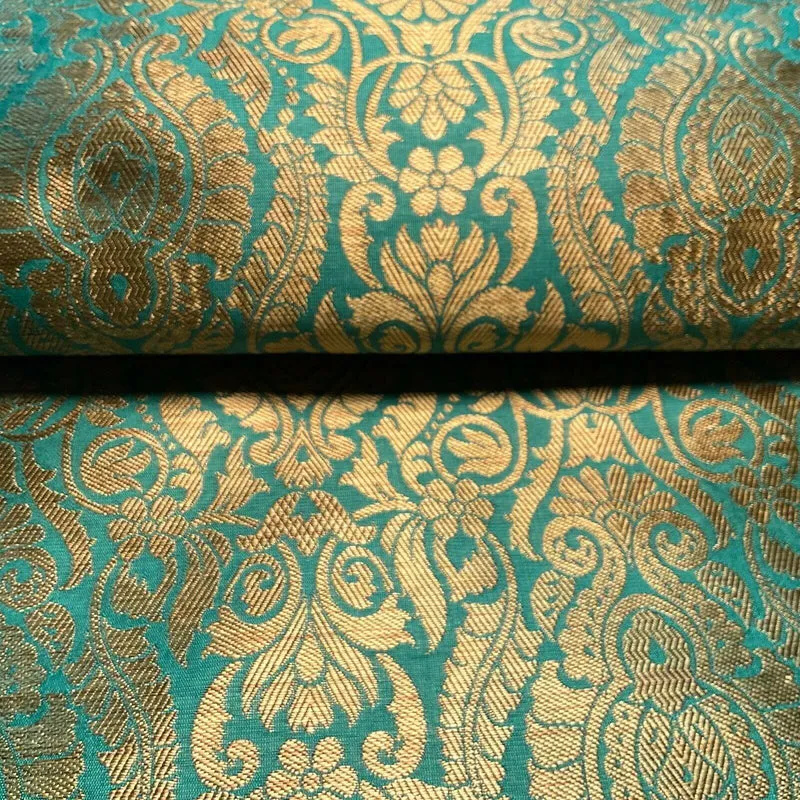 Ornamental Damask Brocade Wedding Banarsi Fabric 147 cm wide M1567