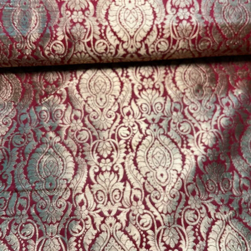 Ornamental Damask Brocade Wedding Banarsi Fabric 147 cm wide M1567