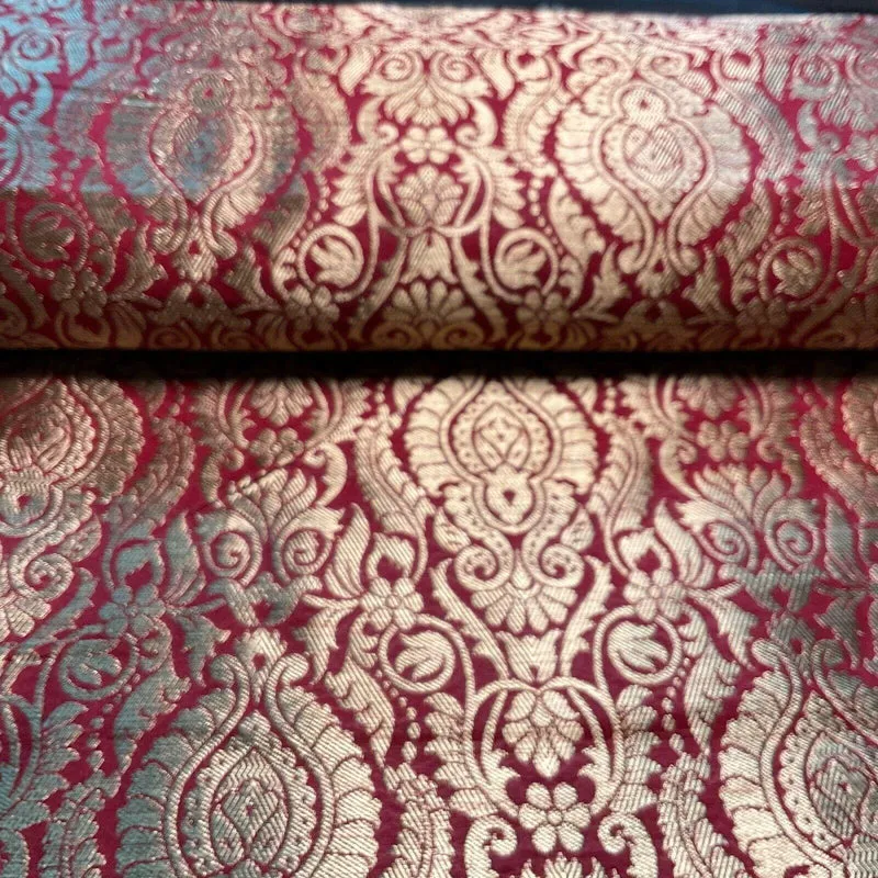 Ornamental Damask Brocade Wedding Banarsi Fabric 147 cm wide M1567