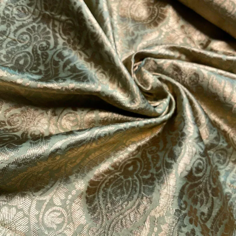 Ornamental Damask Brocade Wedding Banarsi Fabric 147 cm wide M1567