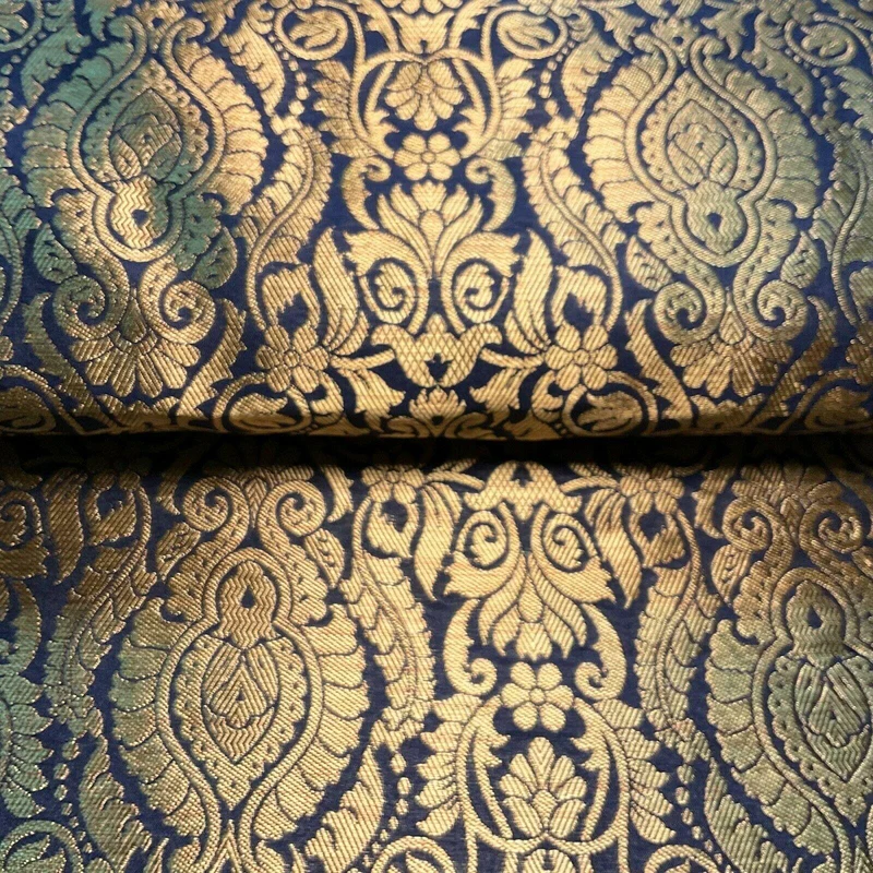 Ornamental Damask Brocade Wedding Banarsi Fabric 147 cm wide M1567