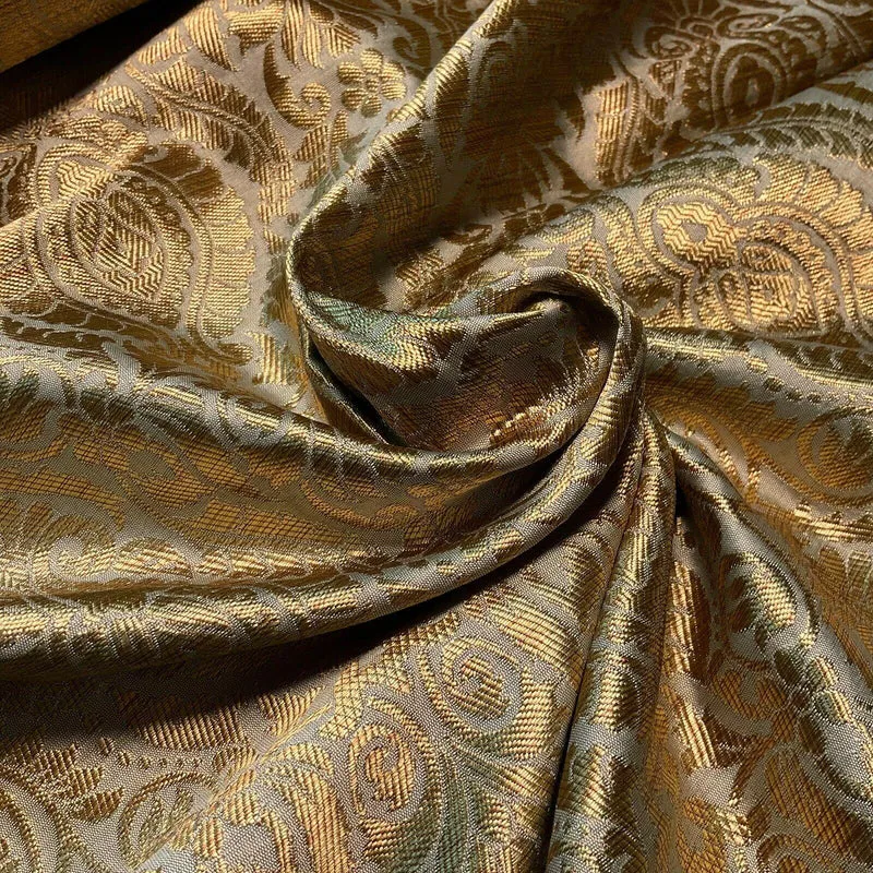 Ornamental Damask Brocade Wedding Banarsi Fabric 147 cm wide M1567