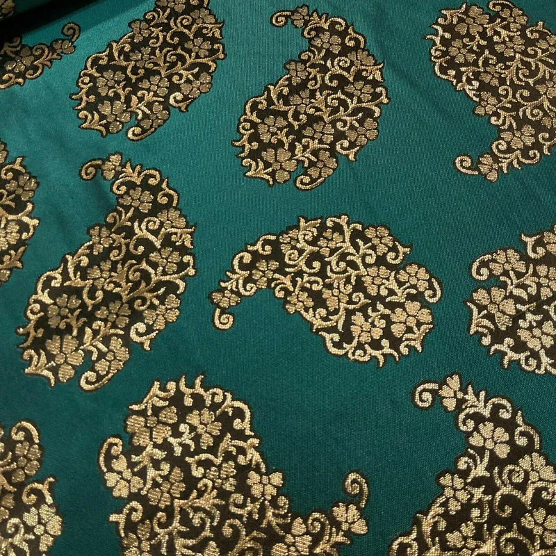 Paisley Brocade Wedding Banarsi Fabric 147 cm M1598