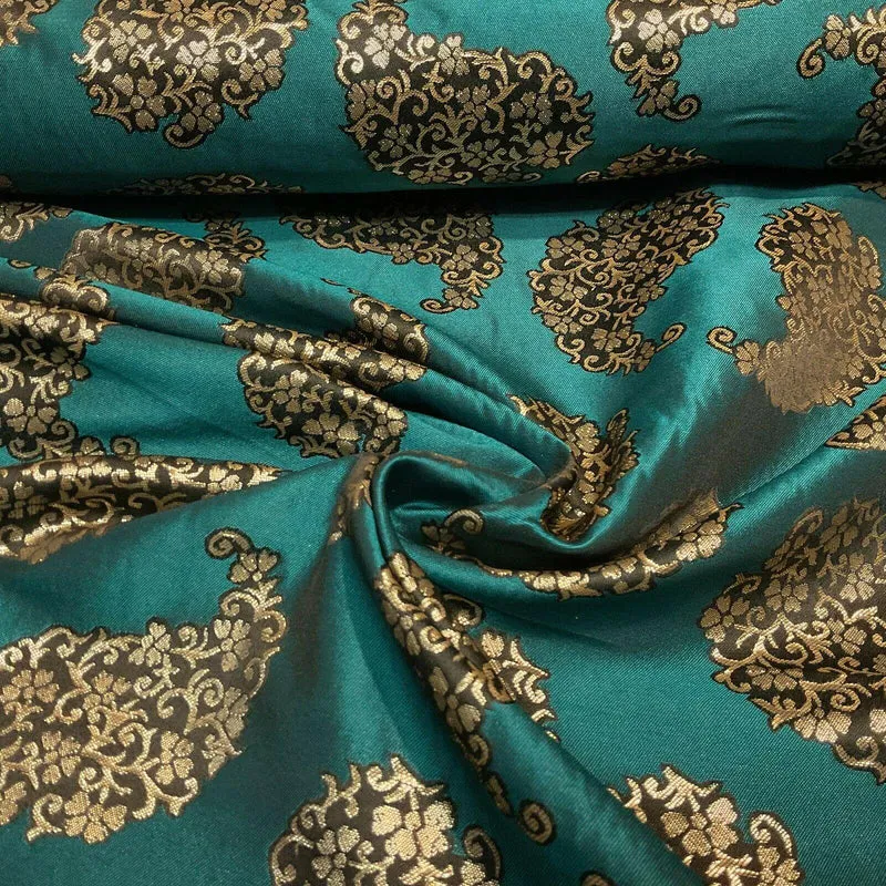 Paisley Brocade Wedding Banarsi Fabric 147 cm M1598