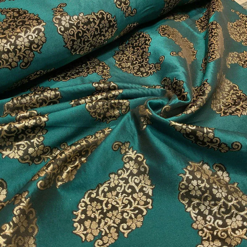 Paisley Brocade Wedding Banarsi Fabric 147 cm M1598