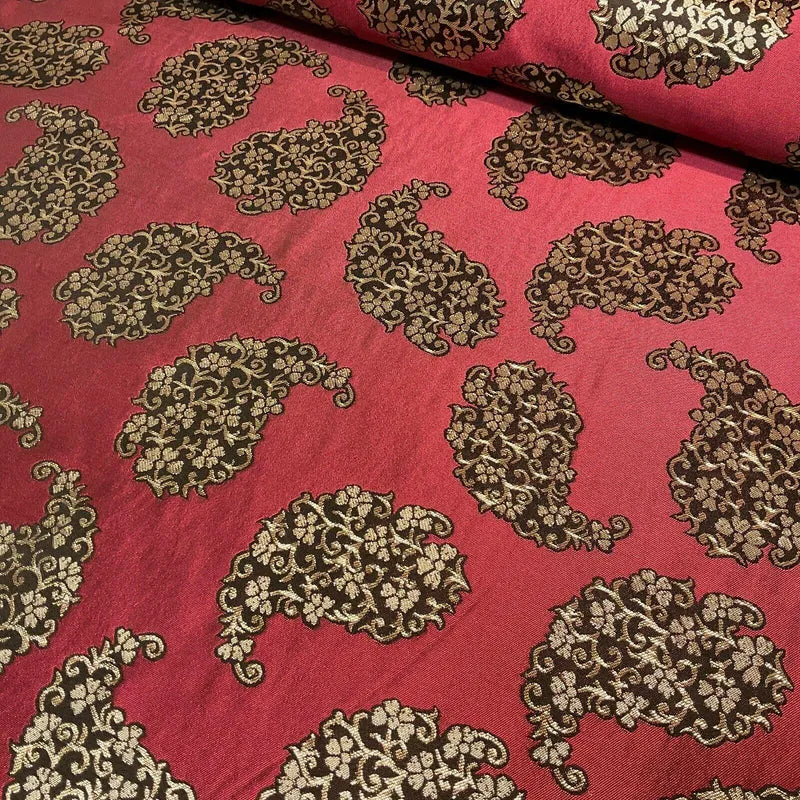 Paisley Brocade Wedding Banarsi Fabric 147 cm M1598