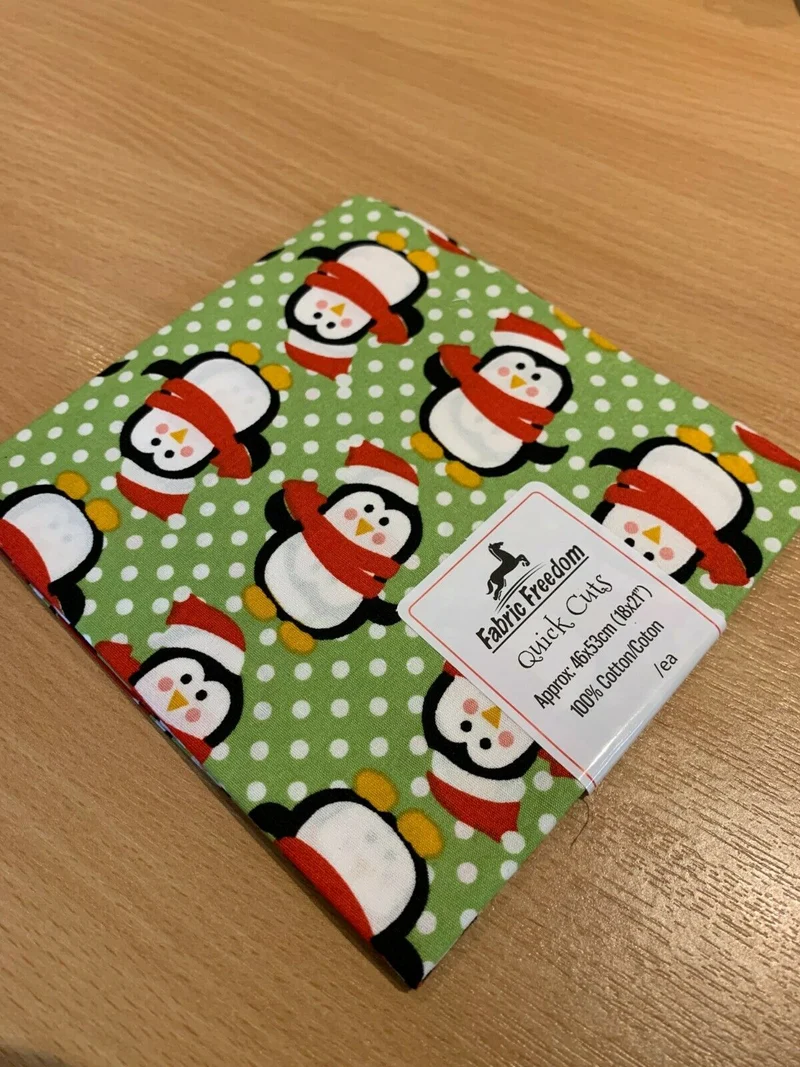 Christmas 100% Cotton pre-cut Fat quarters 46cm x 53cm craft Fabric MK1459