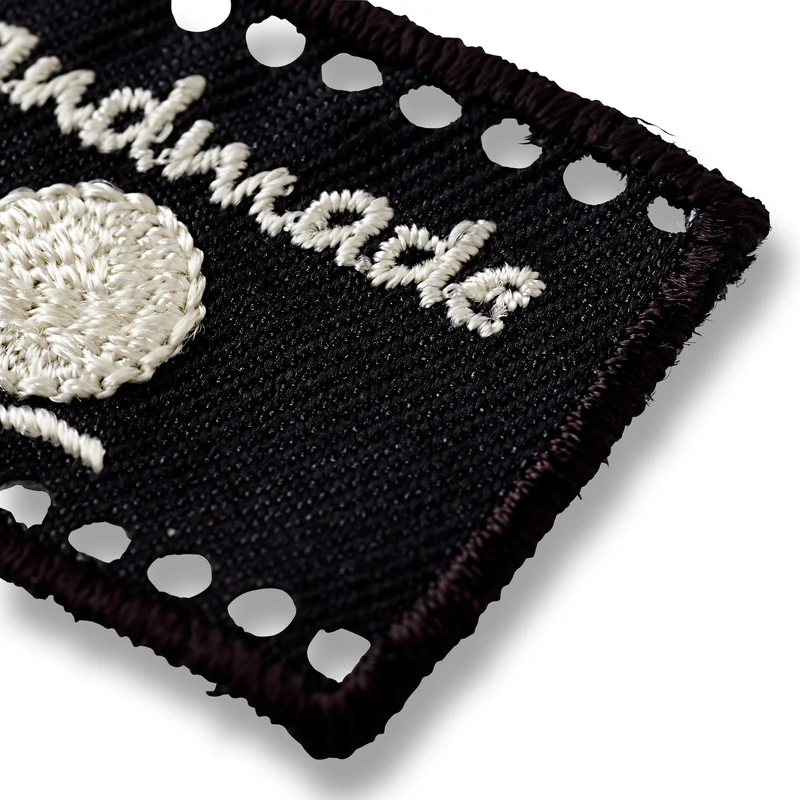 7870 Dirndl