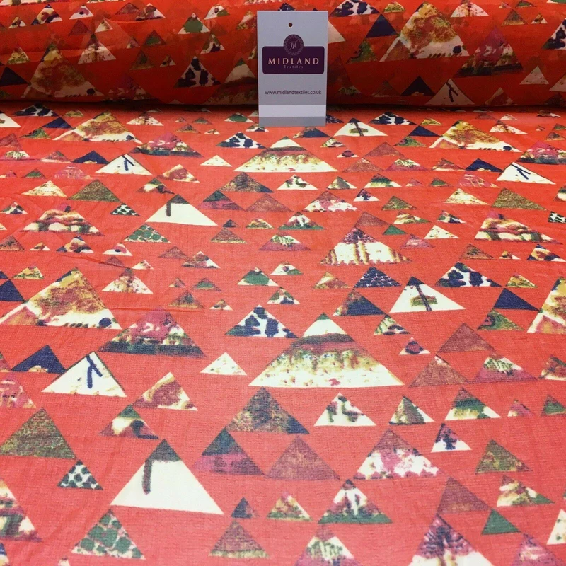 Red Pastel triangle Printed Crepe chiffon Dress Fabric 150 cm Wide MK1190-18