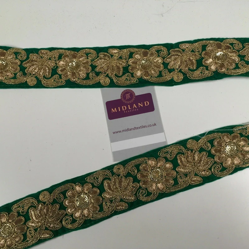 45mm Velvet floral embroidered border sari edging M1343