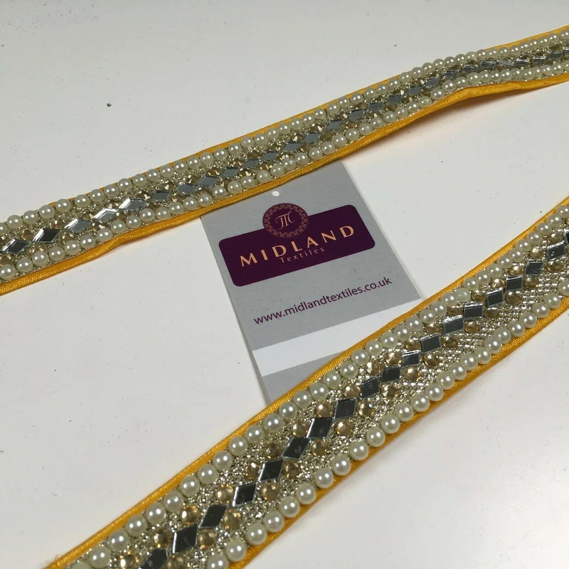 25 mm Cut out Diamond shape mirror pearl border edging sari bridal M1342