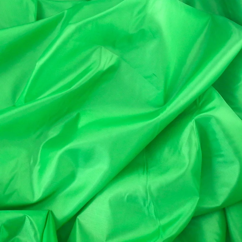 Silky Habutae Lining Fabric - 100% Polyester Non-Stretch £1.99/m M500