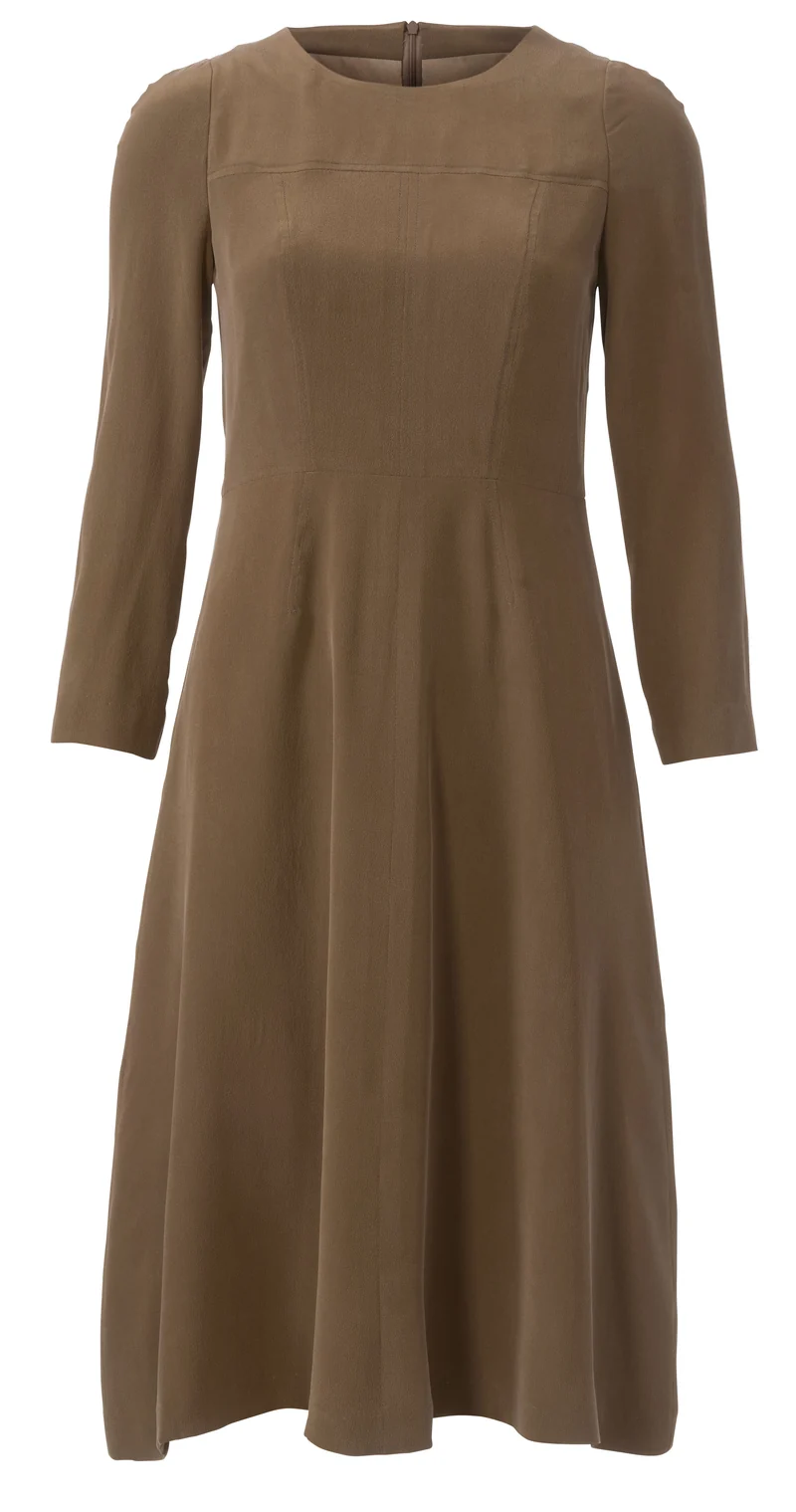 6099 Kleid