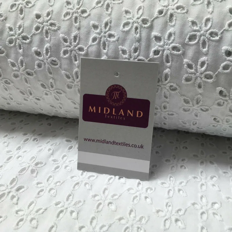 Broderie Anglaise cotton eyelet lace Fabric 55" Wide M992
