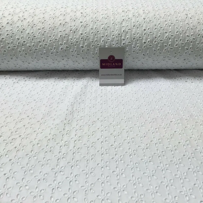 Broderie Anglaise cotton eyelet lace Fabric 55" Wide M992