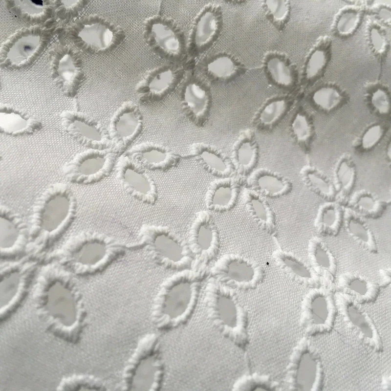 Broderie Anglaise cotton eyelet lace Fabric 55" Wide M992